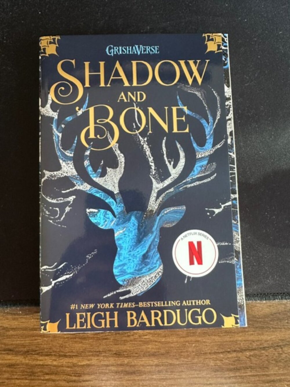 Shadow and bone trilogy - Picture 3 of 8